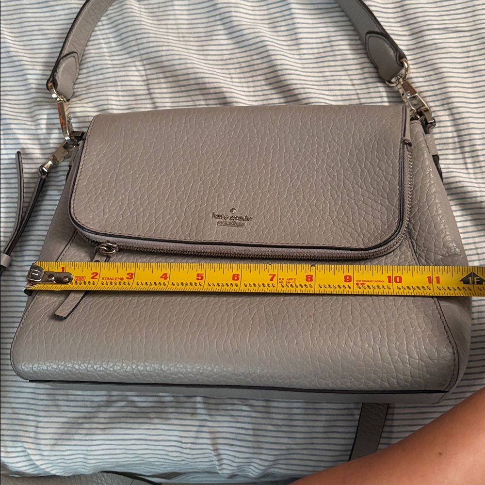Kate Spade Pebbled Leather Shoulder Bag in Light Gray - Picture 6 of 8